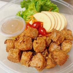 จ๊อไก่ผสมเนื้อปูคัดเกรด+ผลไม้หัวจาน1อย่าง(กล่อง2000ml)