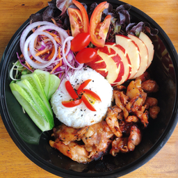 เนื้อน่องไก่200gย่างซอสบาร์บีคิว+ข้าวหอมมะลิ+แอปเปิ้ลกาล่า ชุดใหญ่