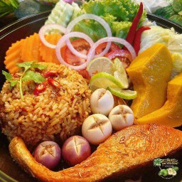 ชุดข้าวคลุกน้ำพริก+ม่อนคิริมิย่าง+ฟักทอง+ผักสดผักลวกสวนครัว ชุดใหญ่