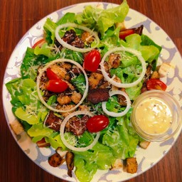 ซีซ่าสลัดไก่