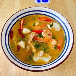 ต้มโคล้งทะเล