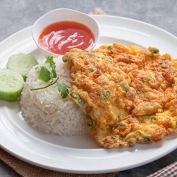 ข้าวไข่เจียวใส่เครื่อง หอมฉุย