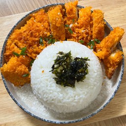 ข้าวไก่ทอด ซอสทงคัตสึ