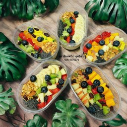 โอเวอร์ไนท์โอ๊ต เน้นผลไม้สด(Overnight oats)น้ำผึ้ง เลือกรสชาติได้ตามชอบ