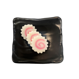 ลูกชิ้นนารุโตะ 3 ชิ้น