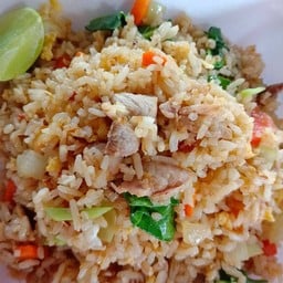 ข้าวผัดหมู