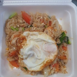 ข้าวผัดรถไฟกุ้ง+ไข่ดาว