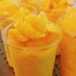 สับปะรดพันธ์ุตลาดสีทองปั่นเพิ่มท๊อปปิ้งเนื้อสับปะรดสดแท้