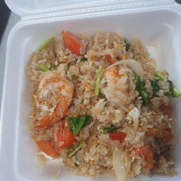 ข้าวผ้ดรถไฟกุ้ง