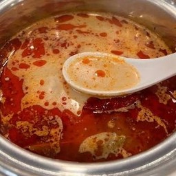 น้ำซุปหม่าล่าน้ำข้น น้ำซุปกระดูกหมู ผสม หม่าล่า ( แนะนำ )