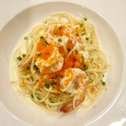 สปาเก็ตตี้คาโบนาร่าไข่กุ้งกับกุ้งสด