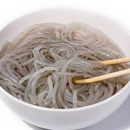เส้นเล็กหม่าล่าจีน