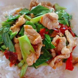 คะน้าหมูชิ้น