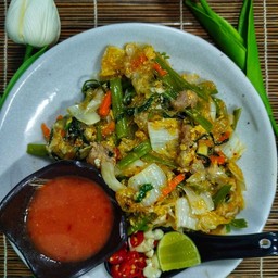 สุกี้แห้ง