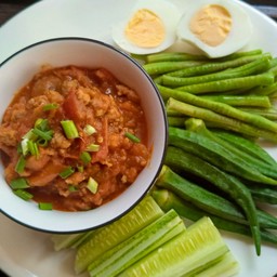 น้ำพริกอ่องผักลวกไข่ต้ม 1 ฟอง