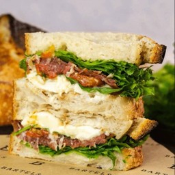 Serrano & Stracciatella