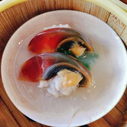 หมูไข่เยี่ยวม้า