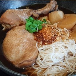 ก๋วยเตี๋ยวไก่