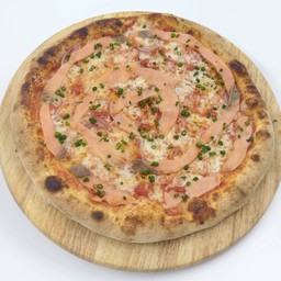 SALMON PIZZA