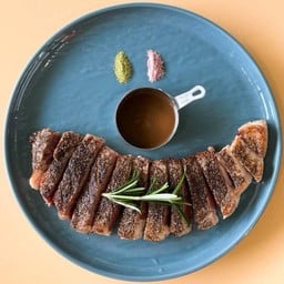 สตริปลอยน์วากิว