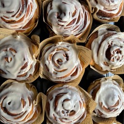 ชินนาม่อนโรล