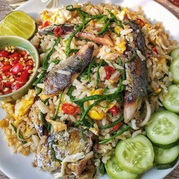 ข้าวผัดปลาทู+น้ำพริกกะปิ