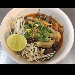 ขนมจีนน้ำเงี้ยว