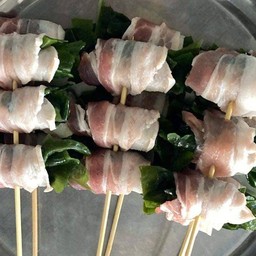 เบคอนสาหร่ายวากาเมะ