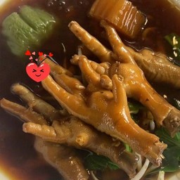 ก๋วยเตี๋ยวซุปเปอร์ตีนไก่