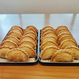 กะหรี่ปั๊บ ไส้เผือก 2 ชิ้น