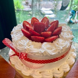 เค้กนมสดสตรอเบอรี่ 1ปอนด์