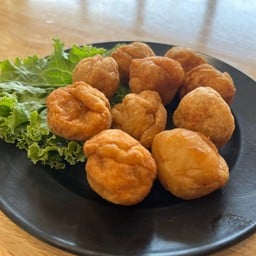 ลูกชิ้นกุ้งทอด