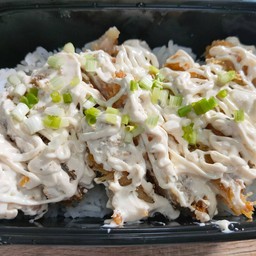 ข้าวไก่ทอด ชีสดิป รสหัวหอม