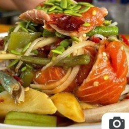 ตำแชลมอนไหลบัวกุ้งสด