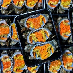 ปูไข่ดองน้ำปลา ไซส์  XS (3ตัว1กล่อง)