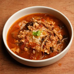 ขนมจีนน้ำเงี้ยว