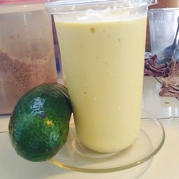 อะโวคาโดนมสดปั่น