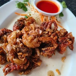 ปูนิ่มทอดกระเทียม