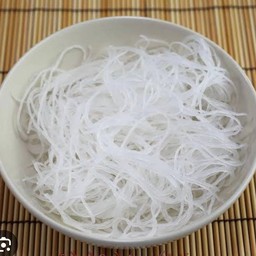 วุ้นเส้น.