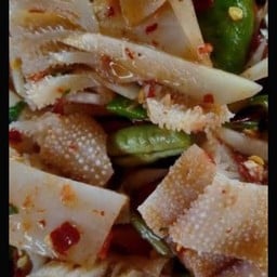 ตำสใบนาง