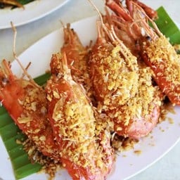 C3 กุ้งแม่น้ำทอดกระเทียม