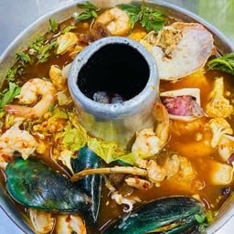 แกงส้มรวมมิตรทะเล