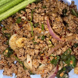 ลาบหมูแห้ง