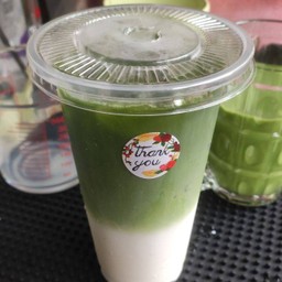 นมสดชาเขียว Green tea fresh milk
