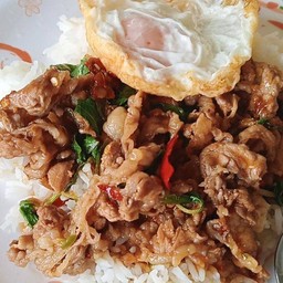 กะเพราเนื้อโหนกสไลด์