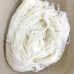 เส้นขนมจีน