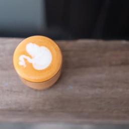 ชาไทย ร้อน