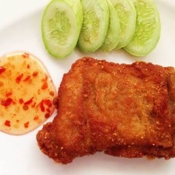 สะโพกไก่ทอด