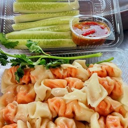 เกี๊ยวหมูนุ่มๆ+น้ำจิ้มรสเด็ด