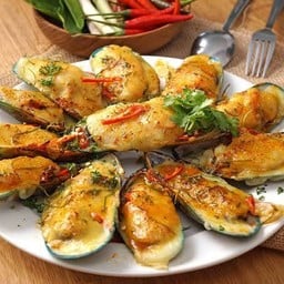 D18 หอยแมลงภู่อบชีส